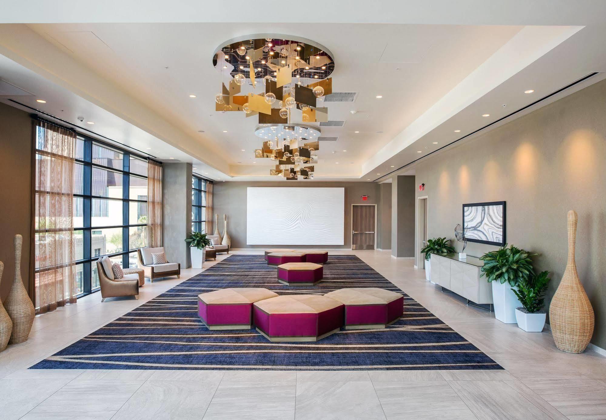 Residence Inn By Marriott Phoenix Downtown Exterior photo